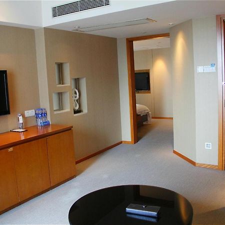 Grand Mercure Dongguan Humen Екстериор снимка